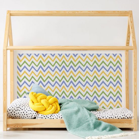 Cabecero de cama de vinilo Infantil Zig Zag Colores detalle cama