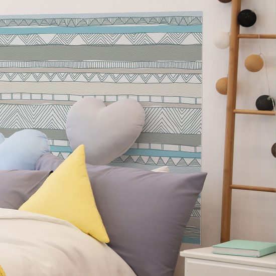 Detalle cabecero de cama de vinilo infantil Love Lines
