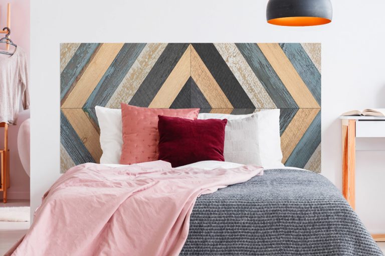 Cabecero de vinilo Hexagons Bismey cama matrimonio