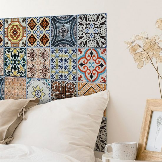 Detalle cabecero de cama de vinilo Tareyja