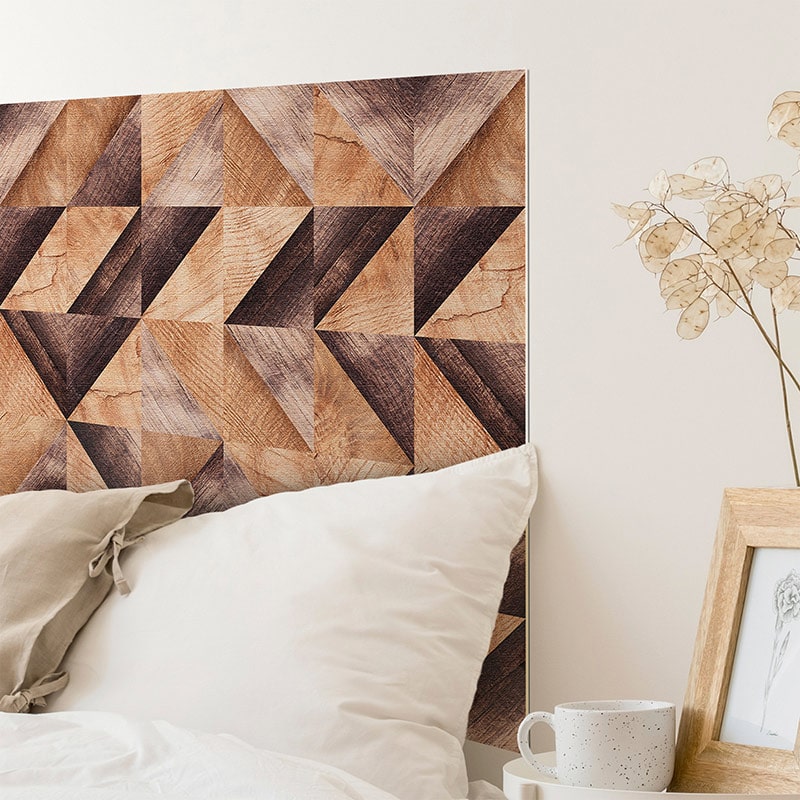 Detalle cabecero de cama de vinilo Brown Wood Triangles