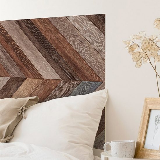 Detalle cabecero de cama de vinilo Tayo