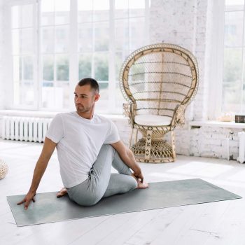 Yoga mat acuarela grey clase de yoga