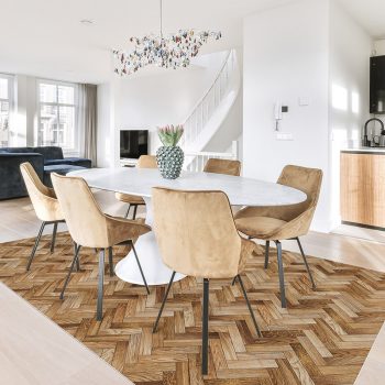 Alfombra vinílica Parquet rústico comedor