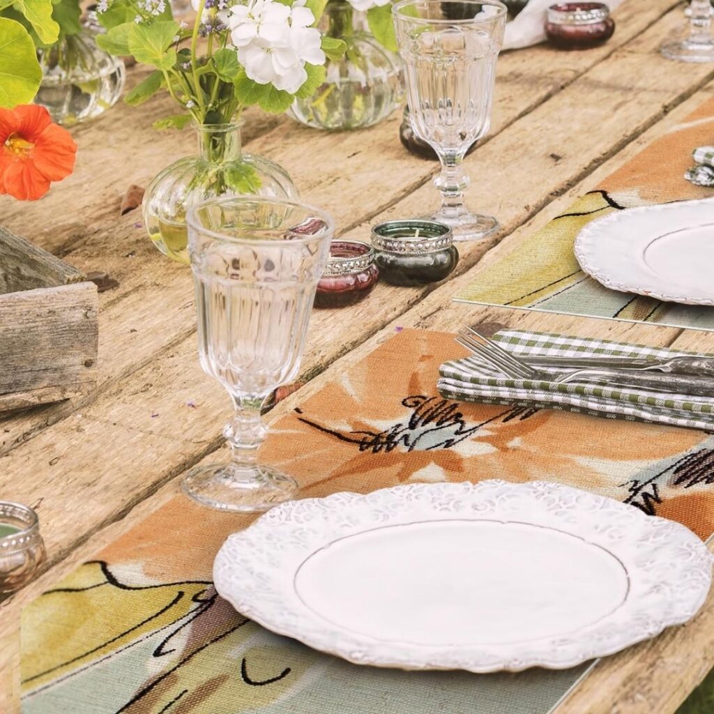 Decoración mesa manteles